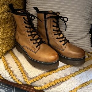 NWOT- Genuine Leather Platform Combat Boots – Tan Chunky Lug Sole